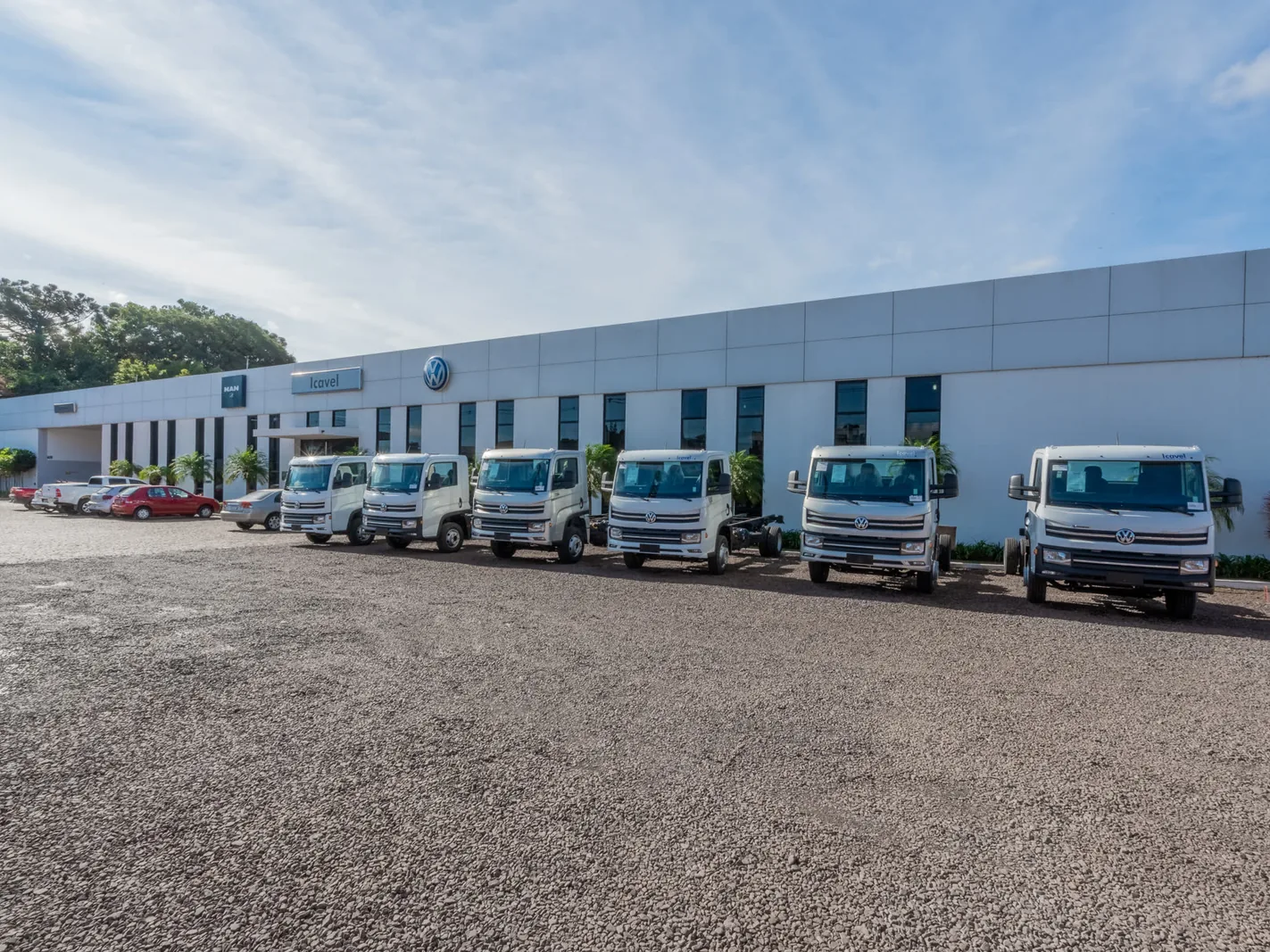 Prédio comercial em estrutura pré-moldada
